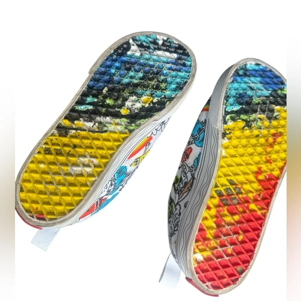 Vans Skate Lace Up Shoes Authentic Crayola DIY/ Sketch your Way Toddler Sneakers